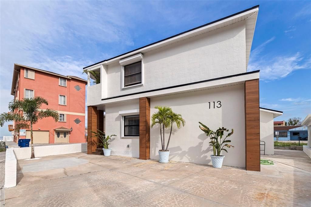 На продажу: $1,777,000 (4 спален, 4 ванн, 1986 Квадратных фут)