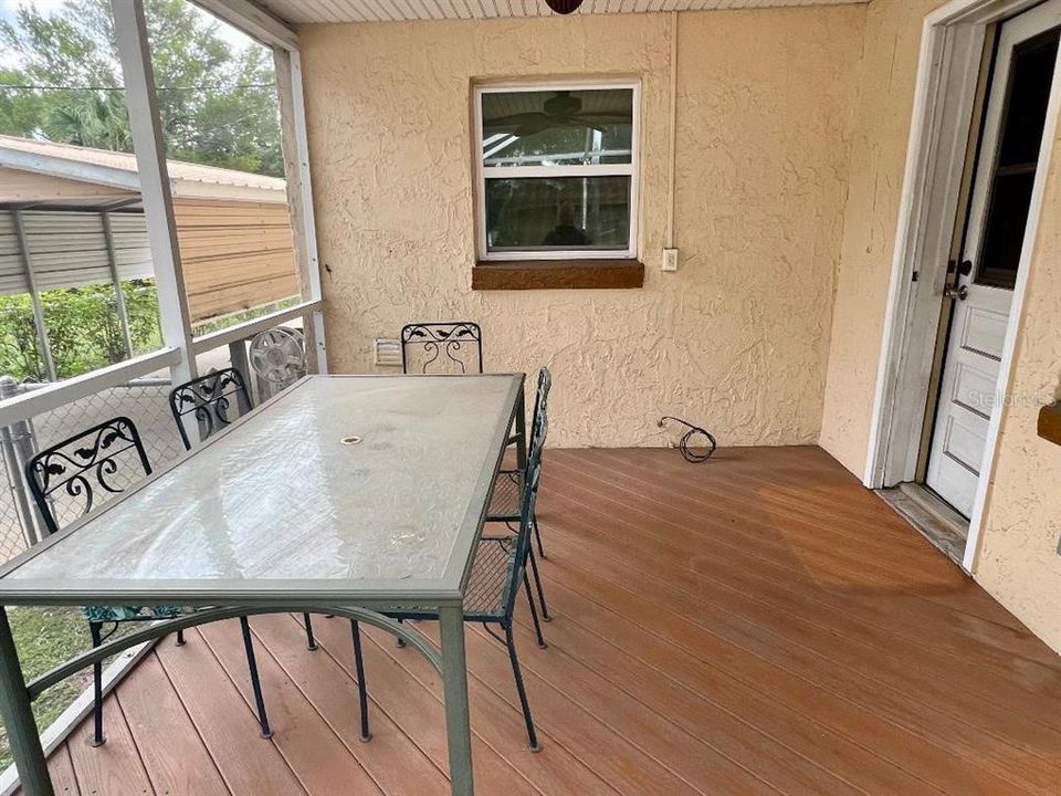 Active With Contract: $194,900 (3 beds, 2 baths, 1532 Square Feet)