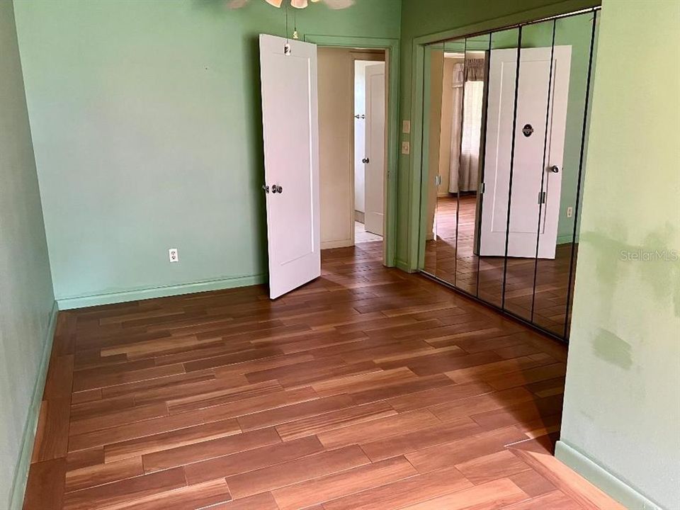 Active With Contract: $194,900 (3 beds, 2 baths, 1532 Square Feet)