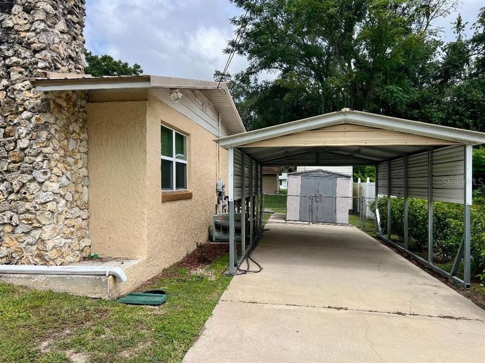 Active With Contract: $194,900 (3 beds, 2 baths, 1532 Square Feet)