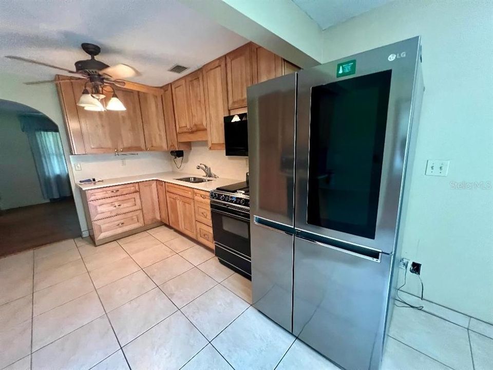 Active With Contract: $194,900 (3 beds, 2 baths, 1532 Square Feet)