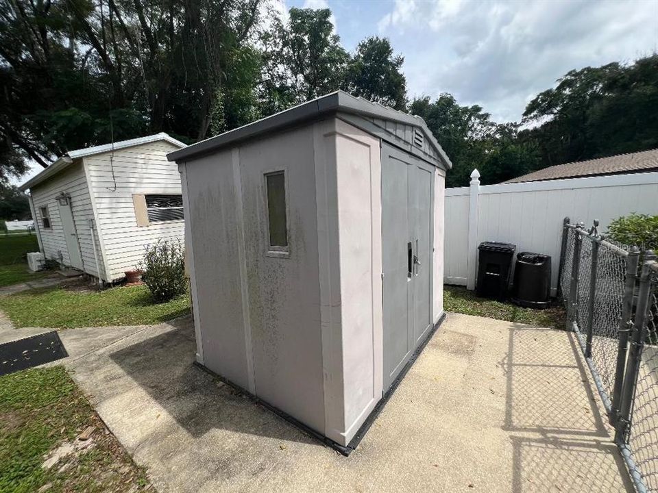 Active With Contract: $194,900 (3 beds, 2 baths, 1532 Square Feet)