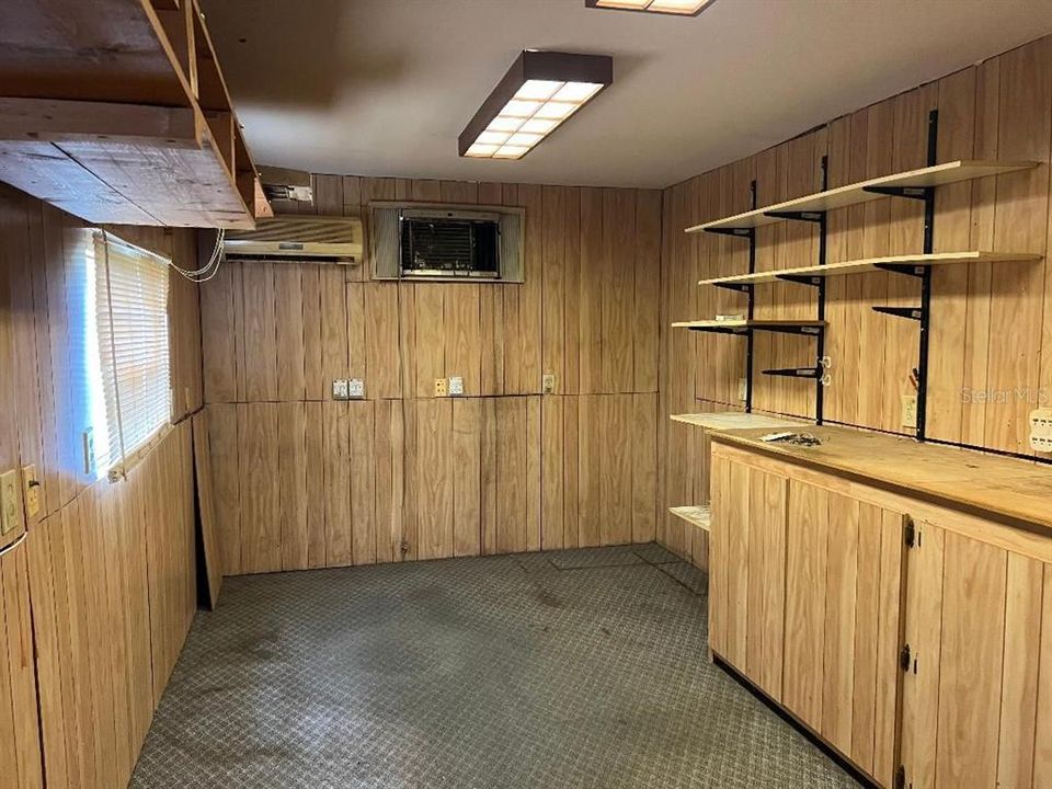 Active With Contract: $194,900 (3 beds, 2 baths, 1532 Square Feet)