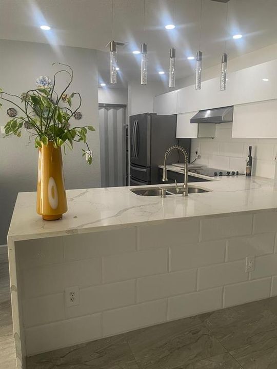 В аренду: $2,000 (2 спален, 2 ванн, 1003 Квадратных фут)