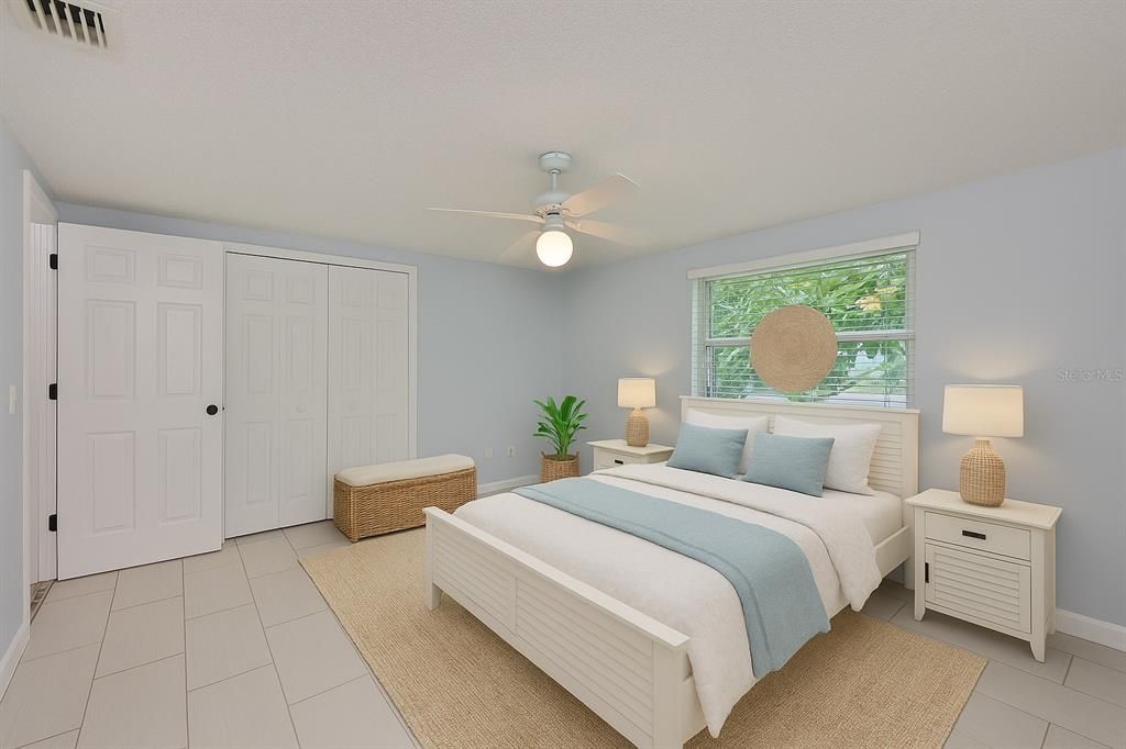 Activo con contrato: $2,600 (2 camas, 2 baños, 1296 Pies cuadrados)