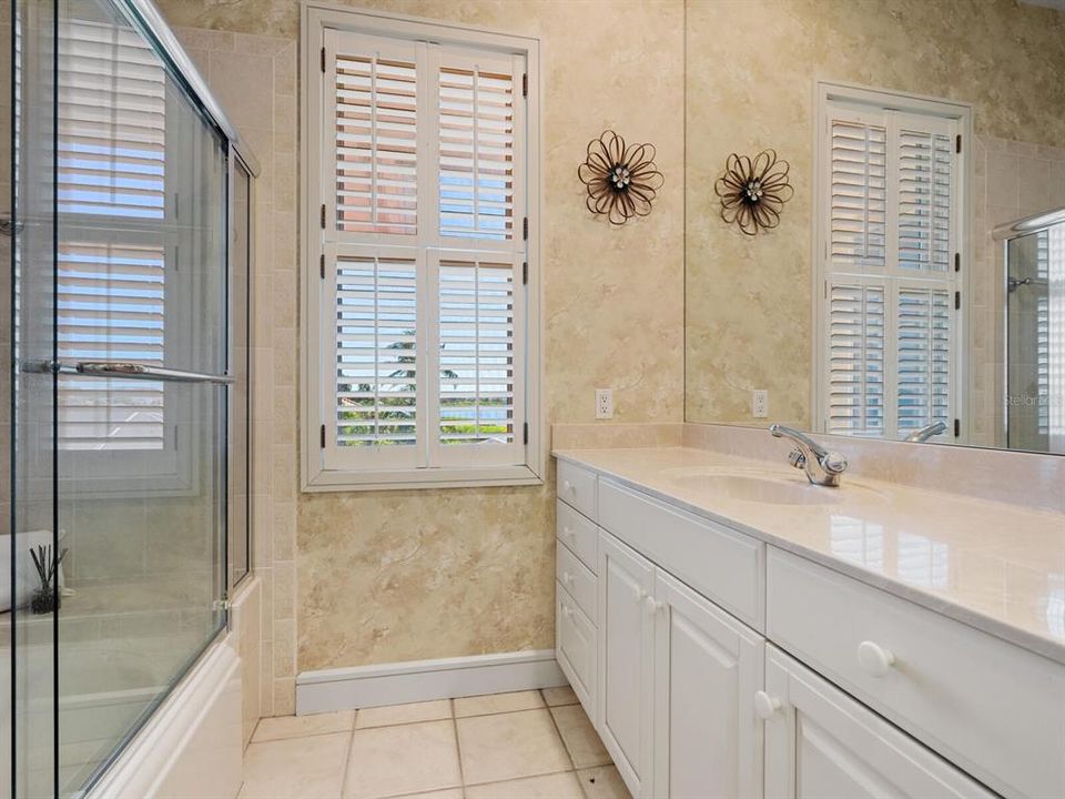 For Sale: $3,149,000 (4 beds, 3 baths, 5167 Square Feet)
