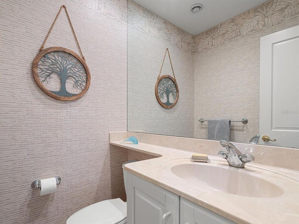 For Sale: $3,149,000 (4 beds, 3 baths, 5167 Square Feet)