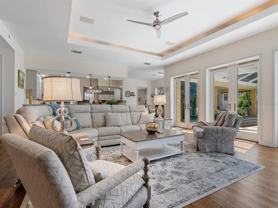 For Sale: $3,149,000 (4 beds, 3 baths, 5167 Square Feet)