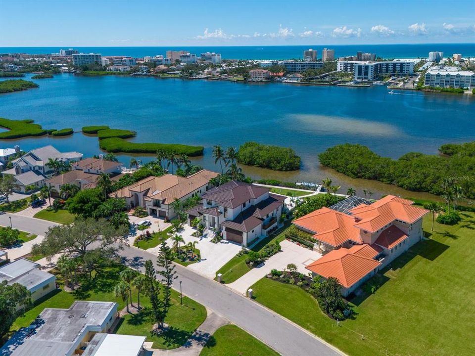 For Sale: $3,149,000 (4 beds, 3 baths, 5167 Square Feet)