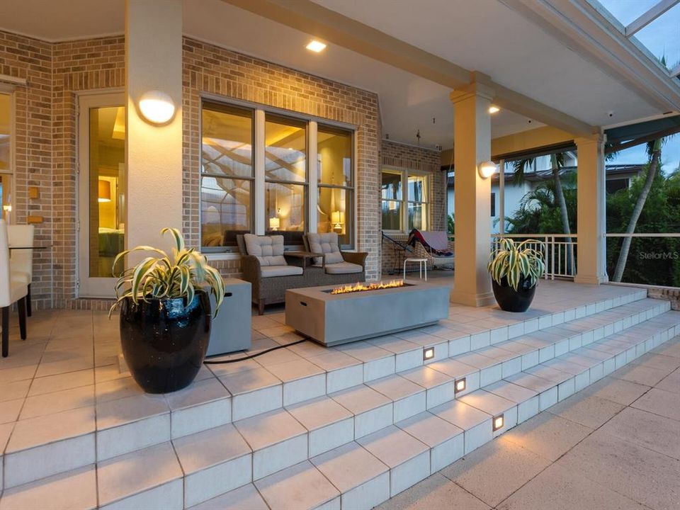 For Sale: $3,149,000 (4 beds, 3 baths, 5167 Square Feet)