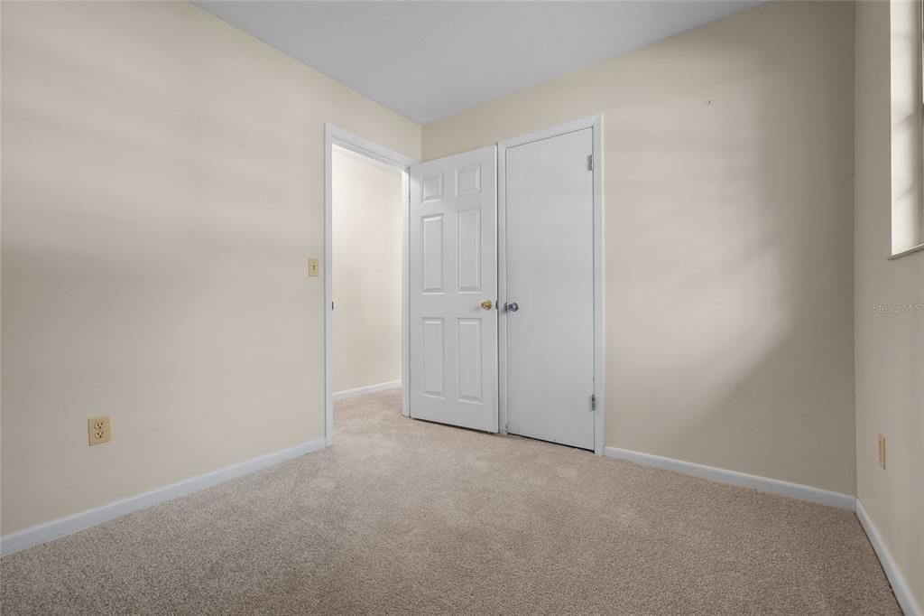 Под контрактом: $224,500 (3 спален, 1 ванн, 1128 Квадратных фут)