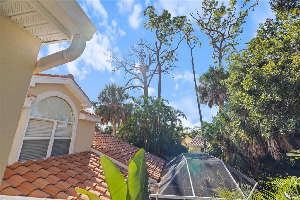 Activo con contrato: $545,000 (4 camas, 3 baños, 2688 Pies cuadrados)