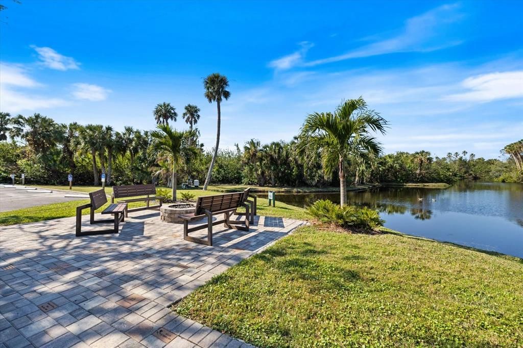 Activo con contrato: $545,000 (4 camas, 3 baños, 2688 Pies cuadrados)