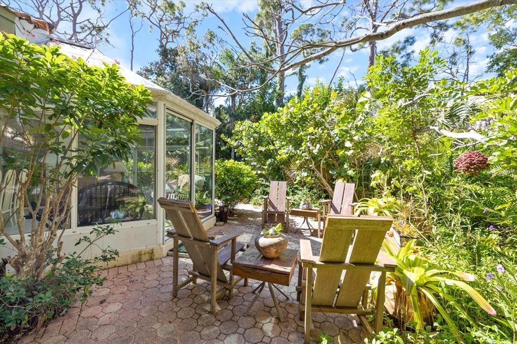 Activo con contrato: $545,000 (4 camas, 3 baños, 2688 Pies cuadrados)