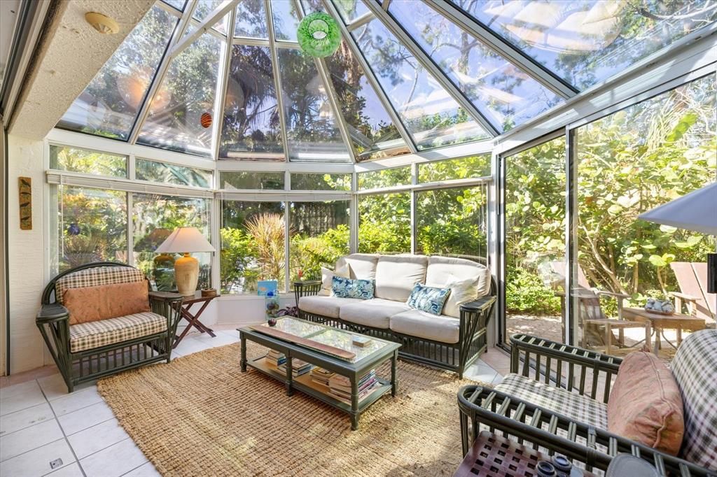 Activo con contrato: $545,000 (4 camas, 3 baños, 2688 Pies cuadrados)