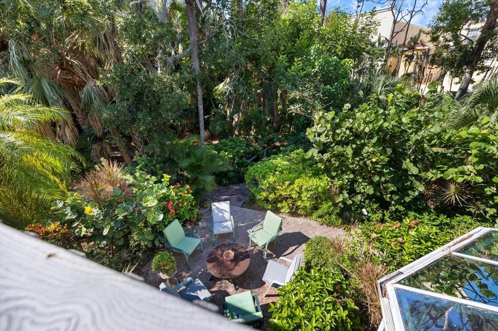 Activo con contrato: $545,000 (4 camas, 3 baños, 2688 Pies cuadrados)