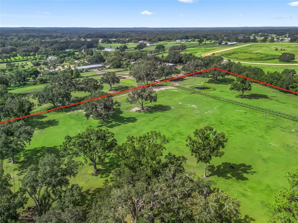 En Venta: $950,000 (10.00 acres)