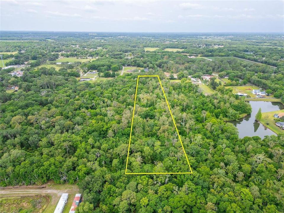 На продажу: $175,000 (4.95 acres)