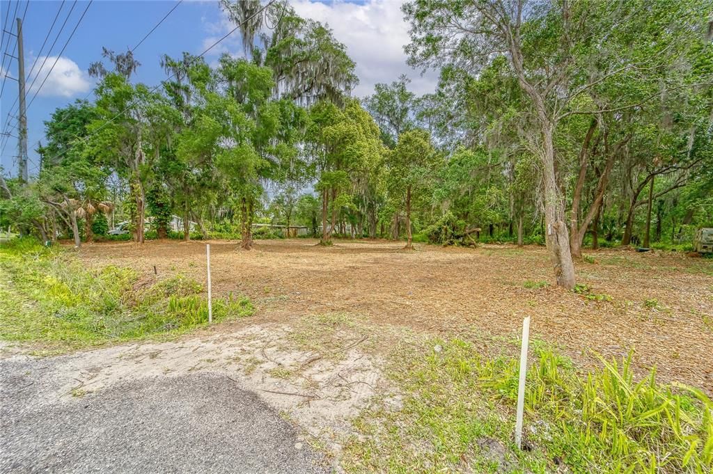 На продажу: $175,000 (4.95 acres)