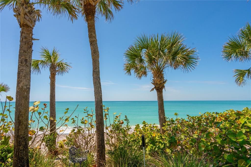 На продажу: $3,650,000 (2 спален, 2 ванн, 1600 Квадратных фут)