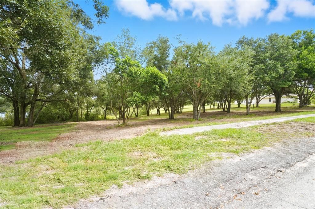 待售: $139,900 (0.91 acres)