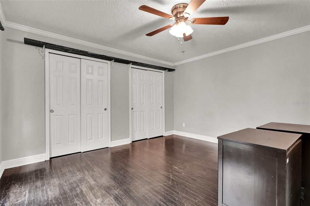 Activo con contrato: $319,900 (3 camas, 2 baños, 1652 Pies cuadrados)