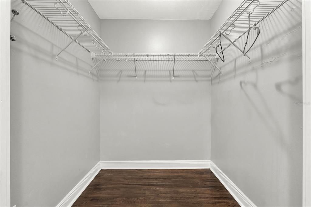 Activo con contrato: $319,900 (3 camas, 2 baños, 1652 Pies cuadrados)