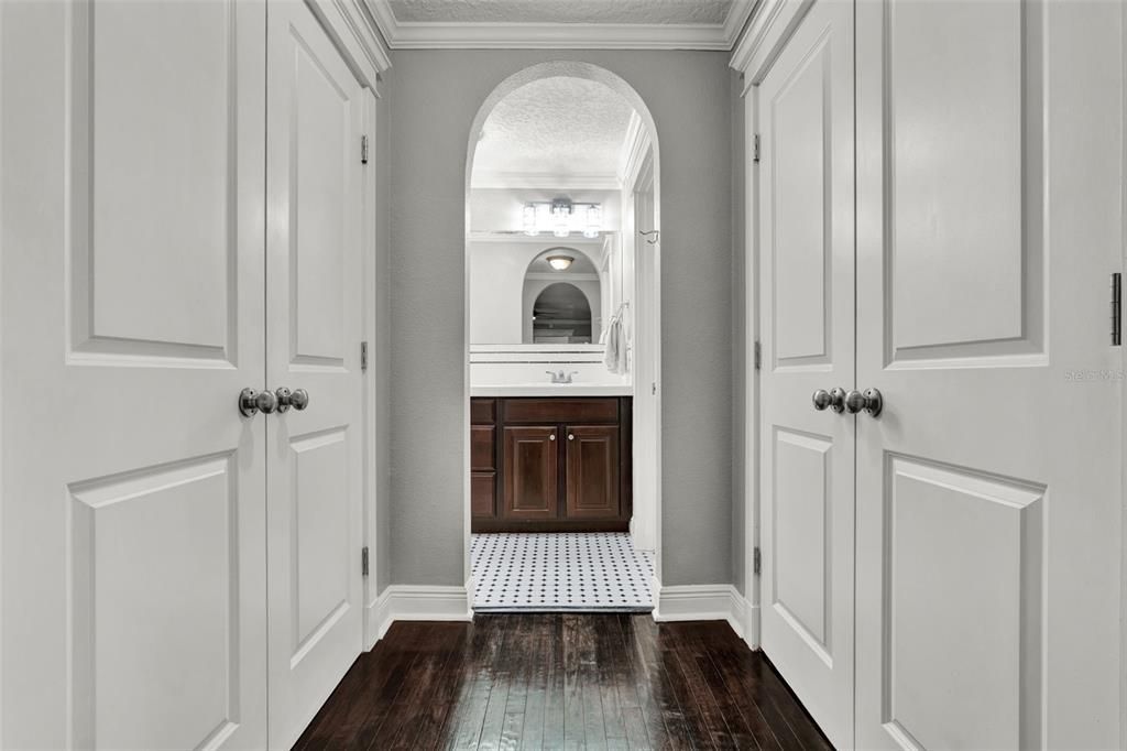 Activo con contrato: $319,900 (3 camas, 2 baños, 1652 Pies cuadrados)