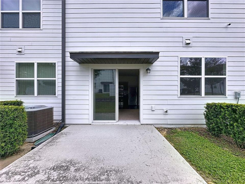 For Rent: $1,700 (3 beds, 2 baths, 1404 Square Feet)