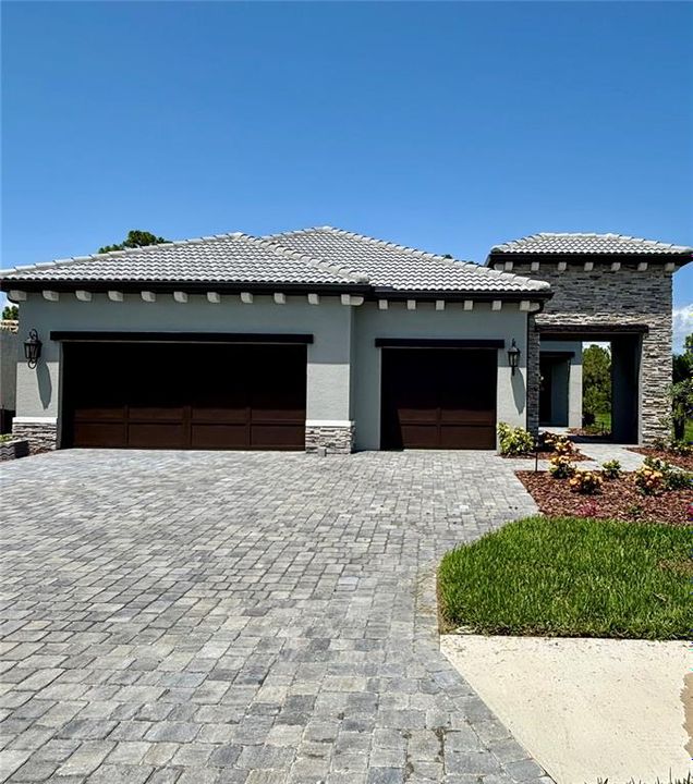 Recently Sold: $1,133,644 (3 beds, 3 baths, 2412 Square Feet)