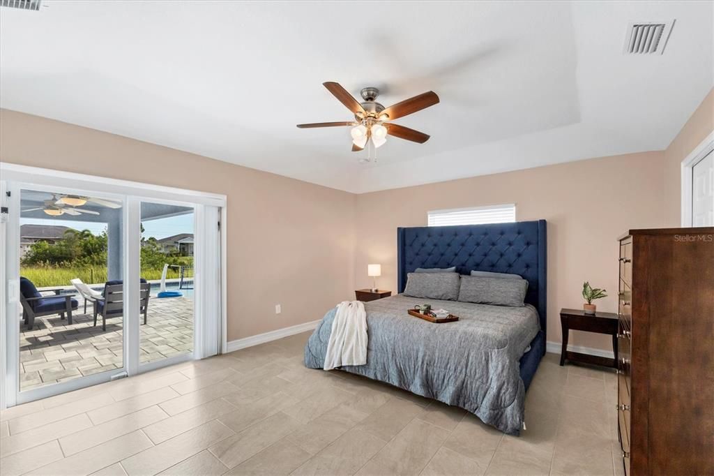 Activo con contrato: $380,000 (3 camas, 2 baños, 1597 Pies cuadrados)