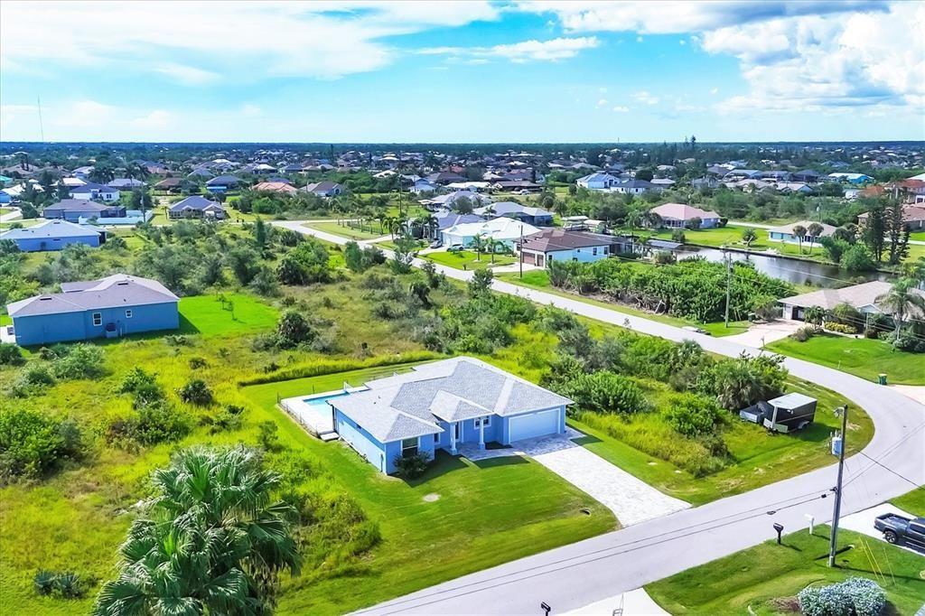 Activo con contrato: $380,000 (3 camas, 2 baños, 1597 Pies cuadrados)