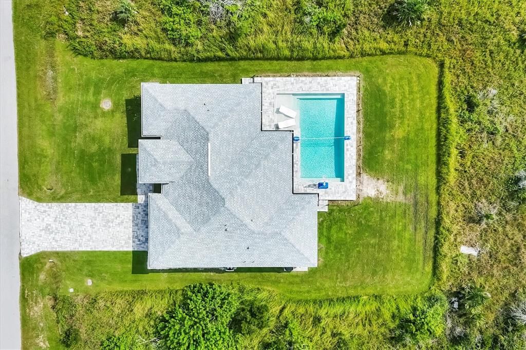 Activo con contrato: $380,000 (3 camas, 2 baños, 1597 Pies cuadrados)