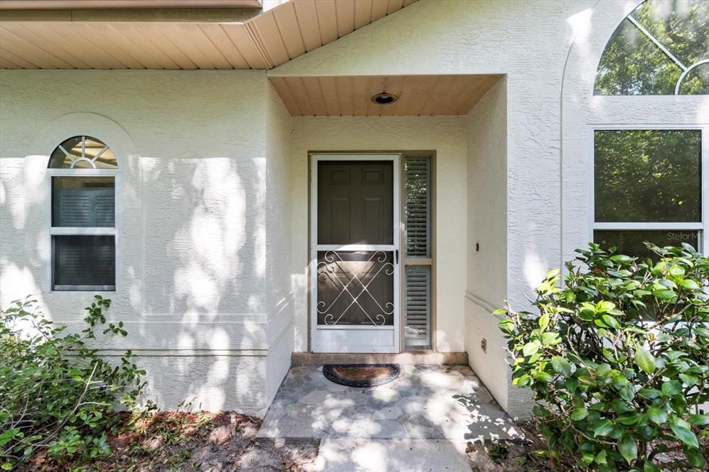 На продажу: $228,900 (2 спален, 2 ванн, 2063 Квадратных фут)