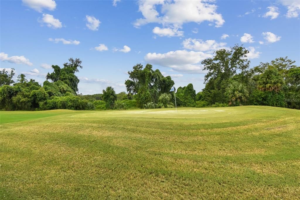 На продажу: $159,900 (2 спален, 2 ванн, 1000 Квадратных фут)