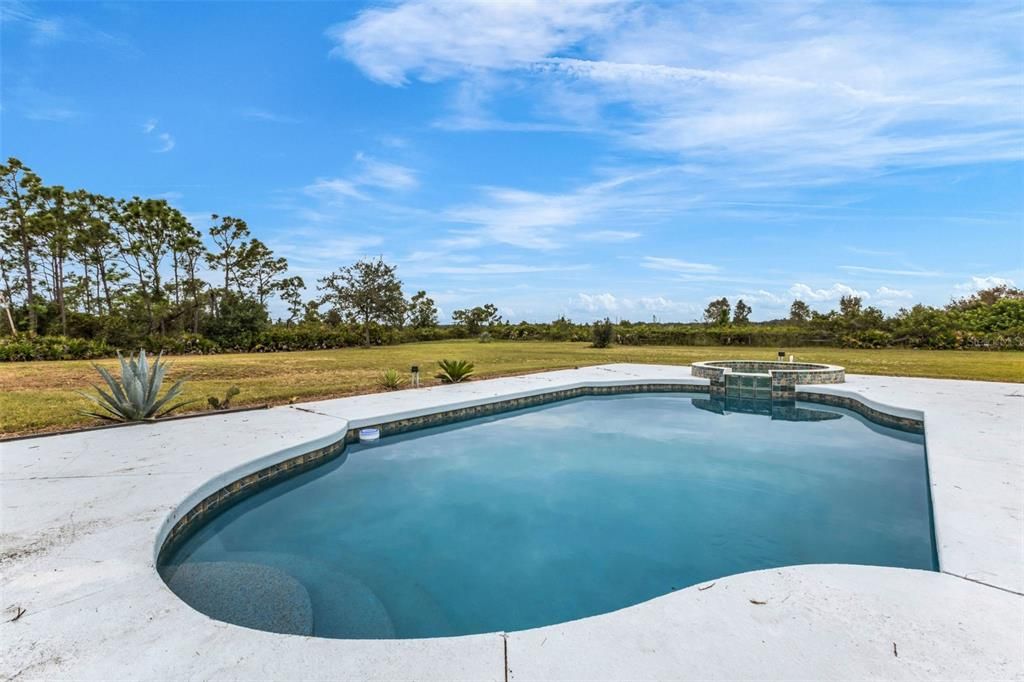 En Venta: $725,000 (4 camas, 3 baños, 3467 Pies cuadrados)