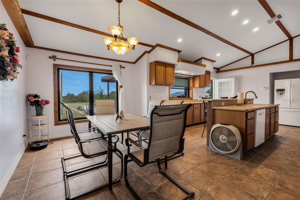 En Venta: $725,000 (4 camas, 3 baños, 3467 Pies cuadrados)