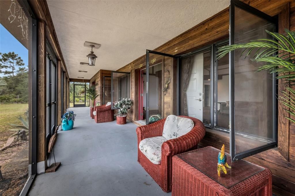 En Venta: $725,000 (4 camas, 3 baños, 3467 Pies cuadrados)