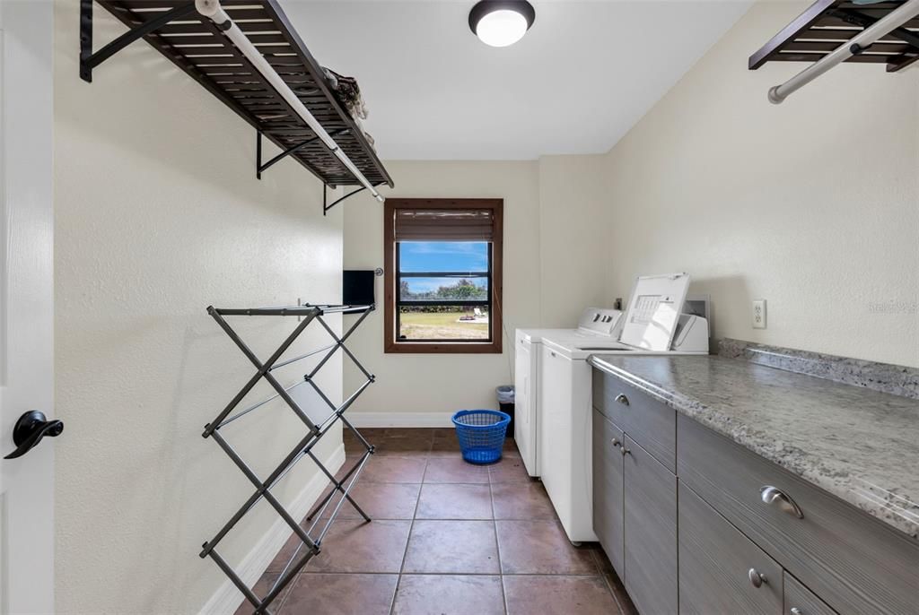 En Venta: $725,000 (4 camas, 3 baños, 3467 Pies cuadrados)