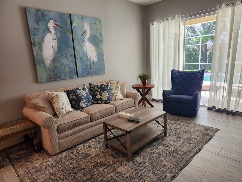 В аренду: $4,200 (4 спален, 3 ванн, 2175 Квадратных фут)