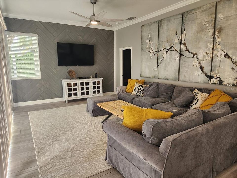 В аренду: $4,200 (4 спален, 3 ванн, 2175 Квадратных фут)