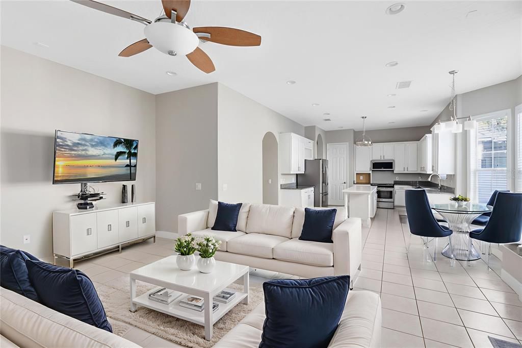 Active With Contract: $750,000 (5 beds, 4 baths, 3566 Square Feet)