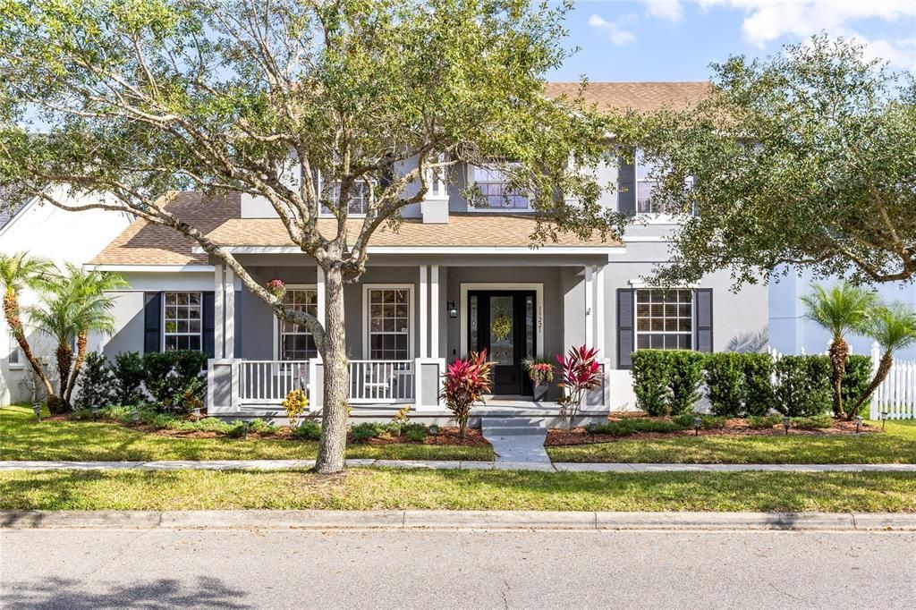 Active With Contract: $750,000 (5 beds, 4 baths, 3566 Square Feet)