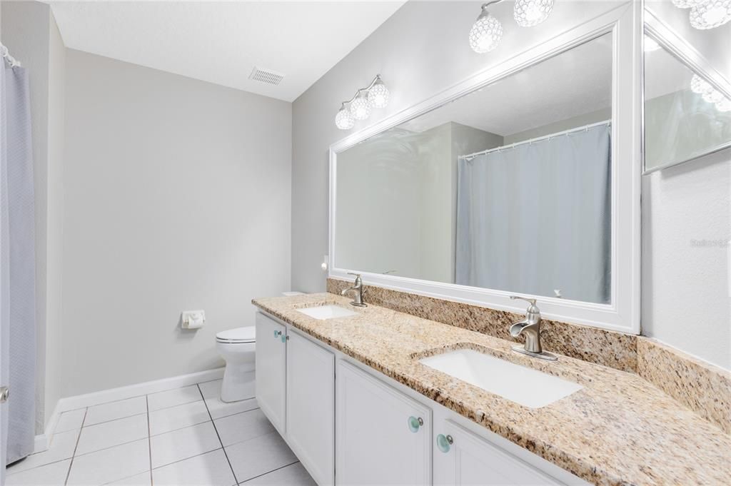 Active With Contract: $750,000 (5 beds, 4 baths, 3566 Square Feet)