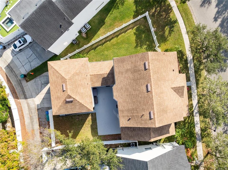 Active With Contract: $750,000 (5 beds, 4 baths, 3566 Square Feet)