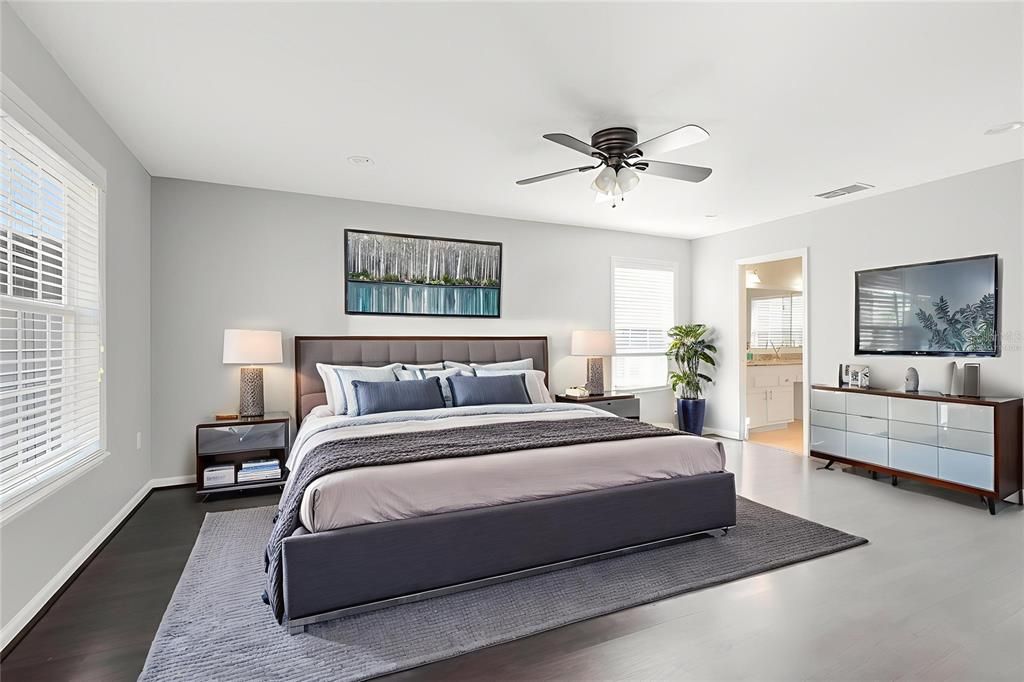 Active With Contract: $750,000 (5 beds, 4 baths, 3566 Square Feet)