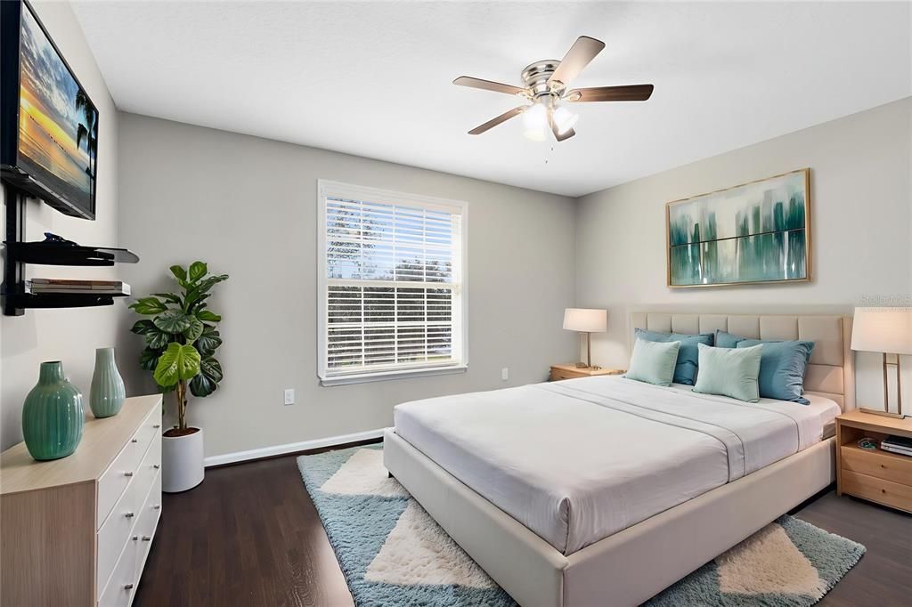 Active With Contract: $750,000 (5 beds, 4 baths, 3566 Square Feet)