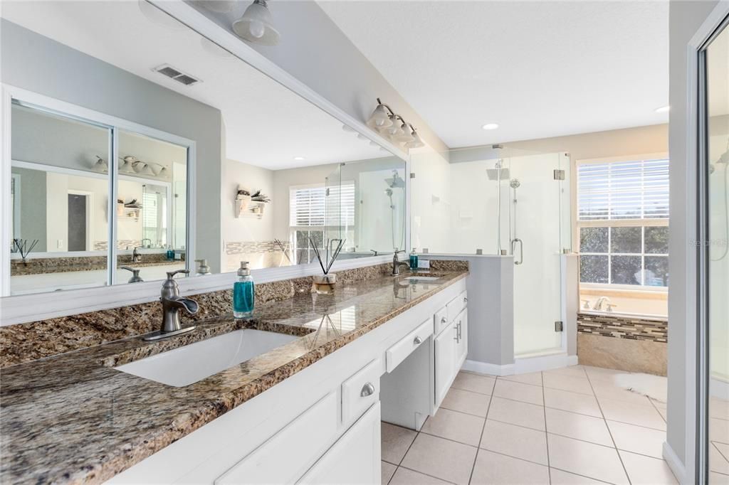 Active With Contract: $750,000 (5 beds, 4 baths, 3566 Square Feet)