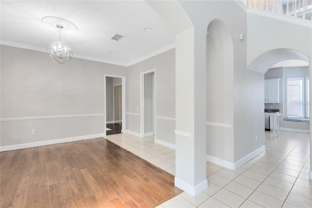 Active With Contract: $750,000 (5 beds, 4 baths, 3566 Square Feet)