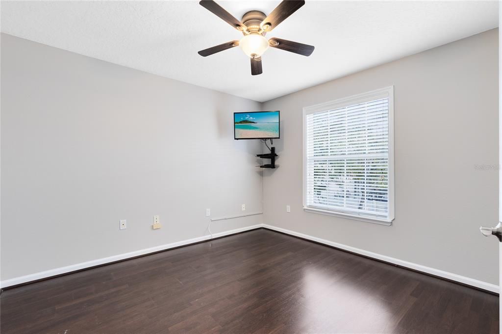 Active With Contract: $750,000 (5 beds, 4 baths, 3566 Square Feet)